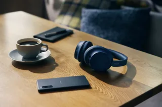 WH-CH720N – Draadloze over-ear koptelefoon met Noise Cancelling van Sony in Blauw – productfoto 2 van 3