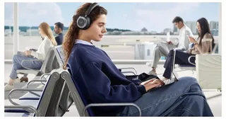Space One Pro by Anker - Draadloze Over-ear Koptelefoon Zwart - Headphones - Active Noise Cancelling - Multipoint Connection - 60 uur Accuduur - Bluetooth 5.3 - LDAC - Hi-Res Certified - Klein opvouwbaar by Soundcore in Black – product photo 2 of 2