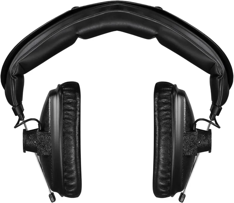 Beyerdynamic-DT 100 - Wired Studio Headphones - 400 Ohm by beyerdynamic in Black – product photo