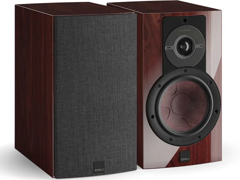 RUBIKORE 2 monitor speaker hoogglans kastanje van DALI – productfoto
