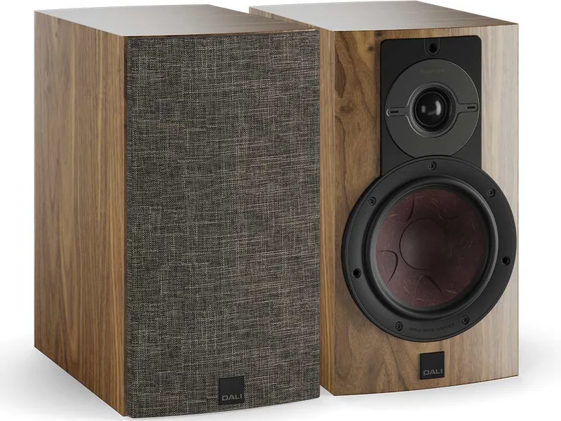 RUBIKORE 2 monitor speaker walnoot by DALI – product photo
