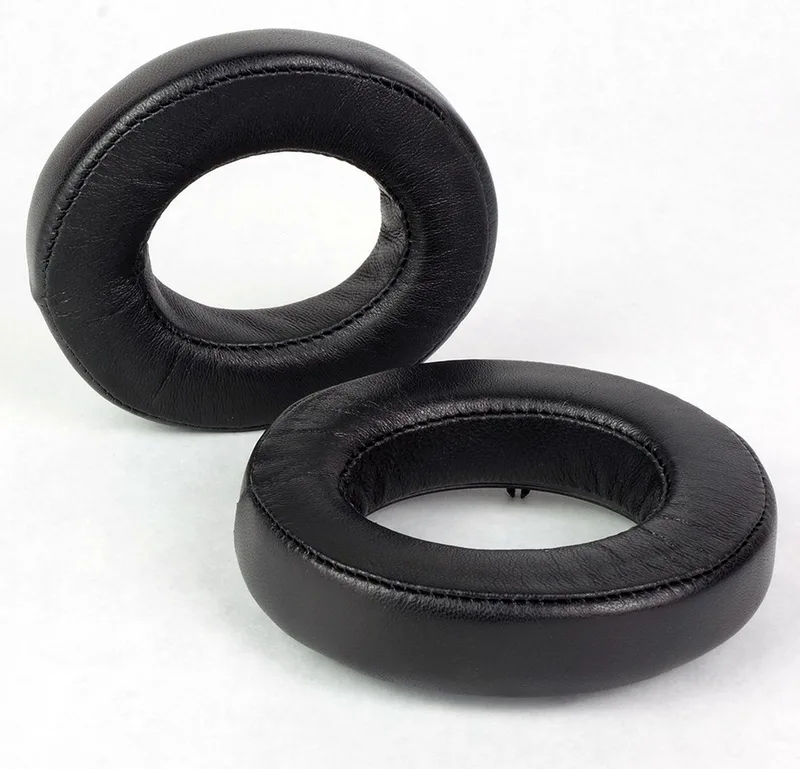 Earpads for Focal (Elite Schapenleer) by Dekoni Audio in Black – product photo