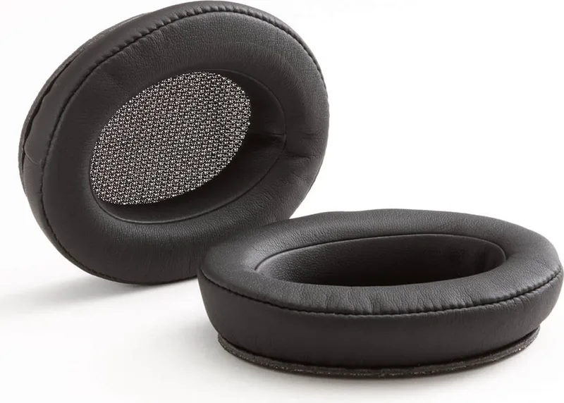 Earpads Platinum Series For Bose QC15/25/35 by Dekoni Audio in Black – product photo