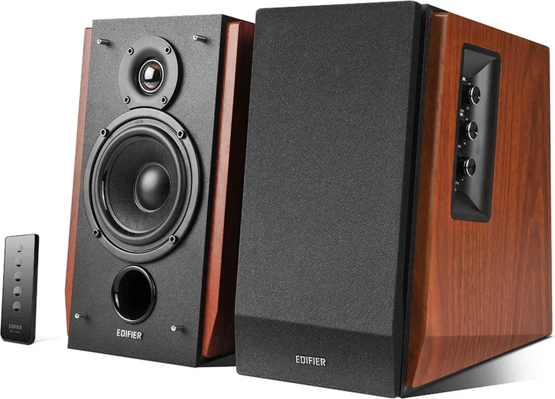 R1700BT - 2.0 bluetooth speakerset / Hout by Edifier in Brown – product photo