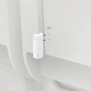 hama 00014171 Bluetooth®-Audio-Transmitter für Flugzeuge und universal, 10h, m. AUX, Weiß by Hama – product photo 2 of 2