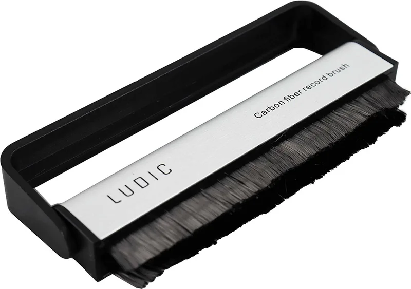 Platenborstel Carbon fiber Anti Static Carbon fiber Record Brush van Ludic Audio in Zilver, Zwart – productfoto