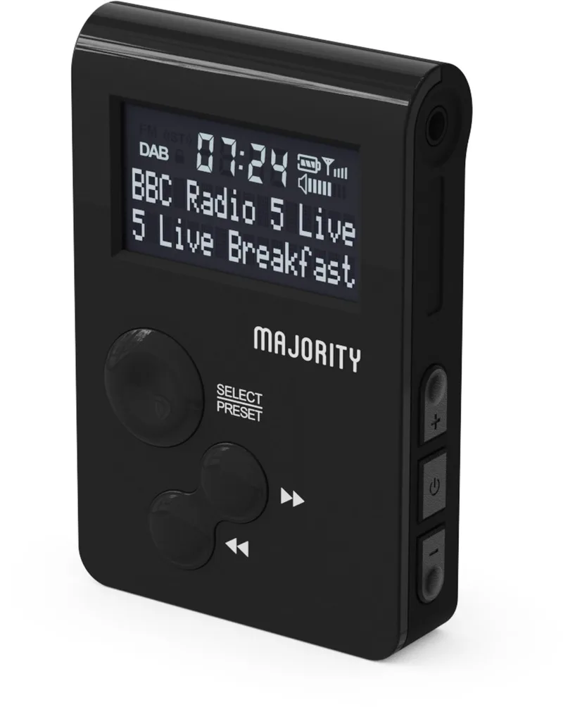Petersfield Go - Draagbare Radio - DAB+/FM - Bluetooth - 10 tot 12 uur Batterij - 30W van Majority in Zwart – productfoto