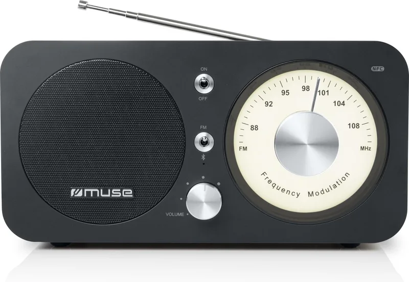 M-095BT - Klassieke bluetooth radio by Muse in Black – product photo