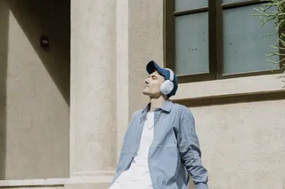 Over Ear koptelefoon Bluetooth Noise Cancelling Vouwbaar Mobiele telefoon von OneOdio in Blau – Produktfoto 2 von 3