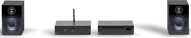True HiFi Stereo Set E CD - CD-Speler - Stereo Versterker - Twee Boekenplank Speakers - Zwart/Zwart/Zwart van Pro-Ject in Zwart – productfoto