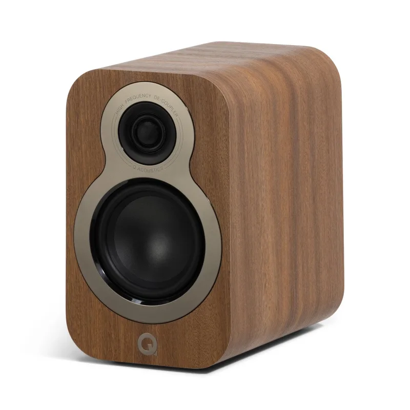 Q Acoustics: 3010c Boekenplank Speakers - 2 Stuks - Pin oak van Q Acoustics in Eik – productfoto