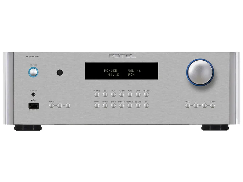 RC-1590 MKII stereo voorversterker zilver van Rotel – productfoto