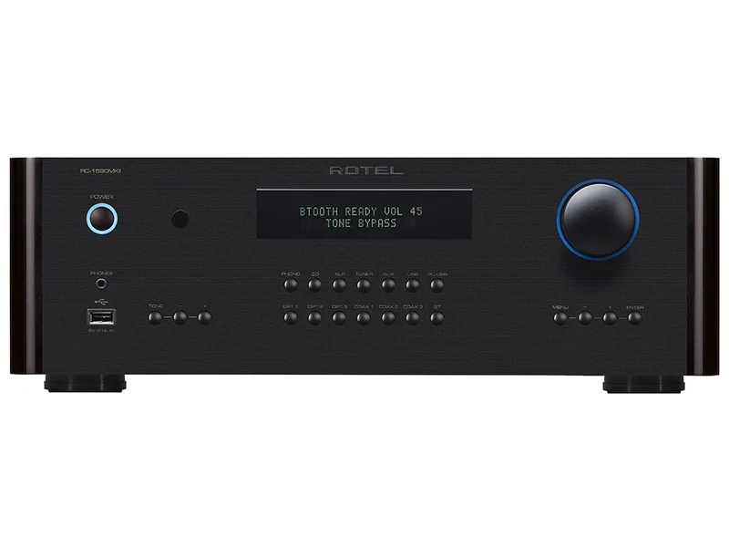 RC-1590 MKII stereo voorversterker zwart van Rotel – productfoto