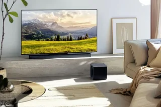 Q-Serie HW-QS710GF 3.1.2 Soundbar Bluetooth, Dolby Atmos, Incl. draadloze subwoofer, Wandbevestiging, WiFi fra Samsung i Sort – produktbillede 2 af 3
