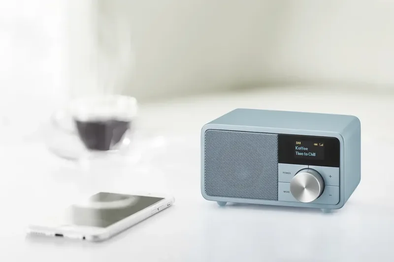 Genuine Mini DDR-7 Radio DAB+, VHF (FM) AUX, Bluetooth by Sangean in Turquoise – product photo 2 of 3
