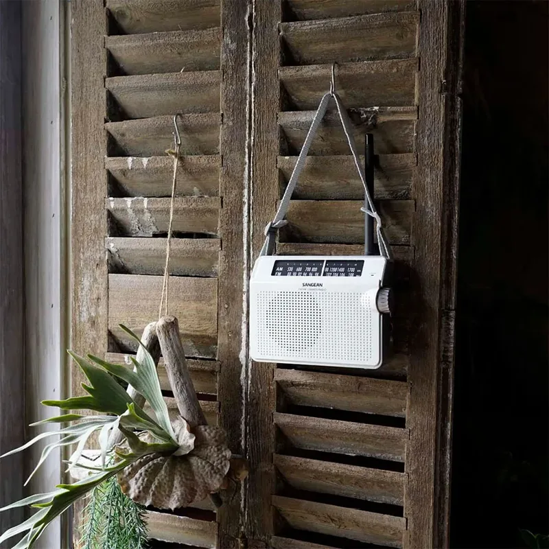 Pr-d6 Draagbare Radio by Sangean – product photo 5 of 6