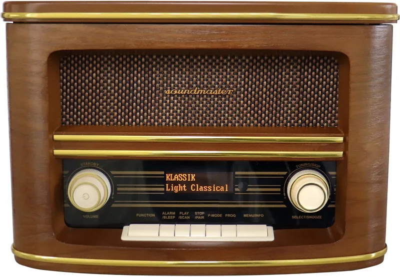 NR961 - Nostalgische DAB+ radio met CD-speler, bluetooth en USB från Soundmaster i Hout – produktbild