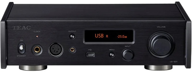 UD-507 USB-DAC/Voorversterker/Koptelefoonversterker van TEAC in Zwart – productfoto