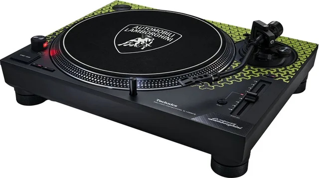 Platenspeler TECHNICS SL-1200M7PEG