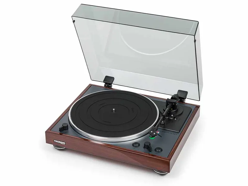 TD 102 A platenspeler walnoot van Thorens – productfoto