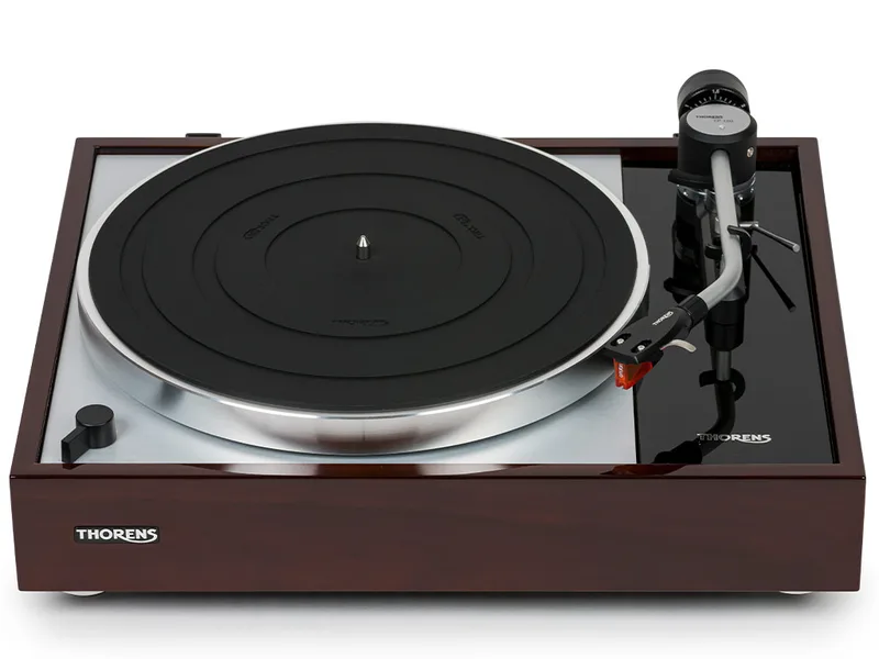 TD 1500 platenspeler walnoot van Thorens – productfoto