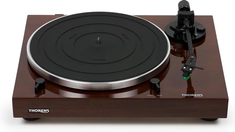 TD 202 Platenspeler van Thorens in Walnoot hoogglans – productfoto