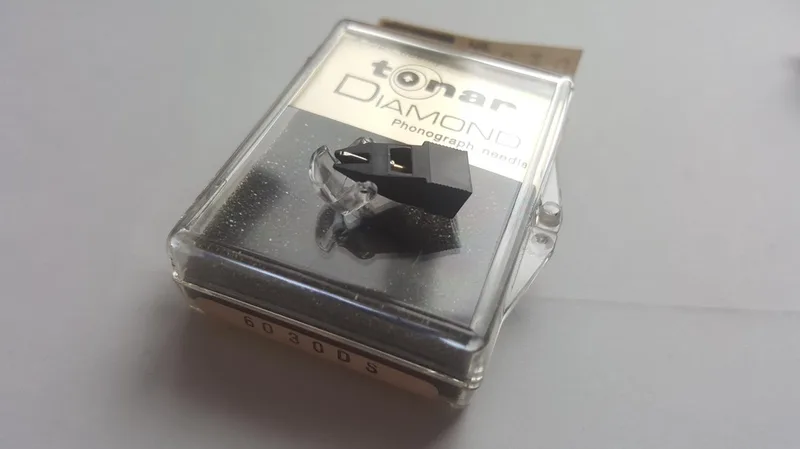 DUAL DN-149 S Platenspeler Naald van Tonar in Zwart – productfoto