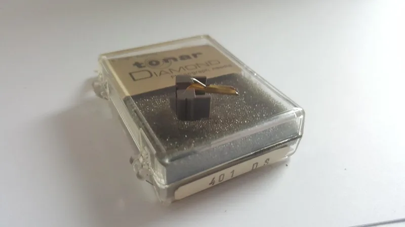 Dual DN 330, M-91-D, M-91-MG, Shure M-85-G platenspeler Naald från Tonar i Grå – produktbild