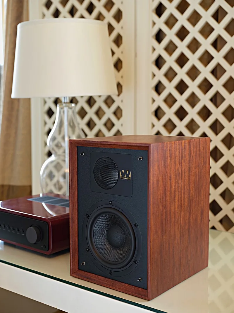 Denton 85th Anniversary Boekenplank Speaker - 2-weg speaker - Tweeter 25'' mm - Woofer 156'' mm - Mahogany van Wharfedale in Mahogany Red – productfoto